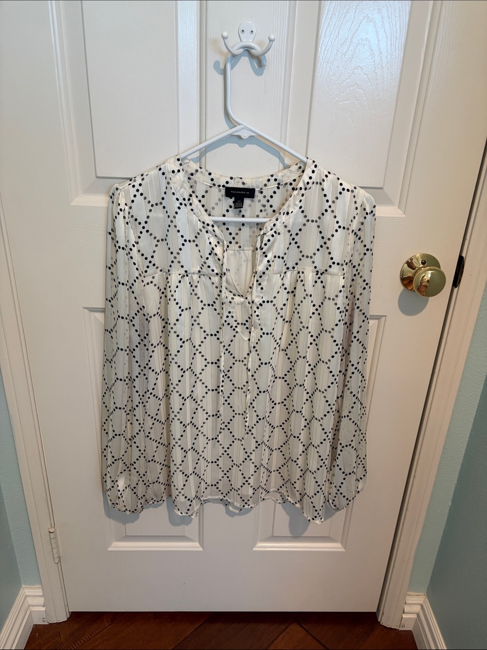 Printed White Long-Sleeve Blouse with Black Dot Lattice